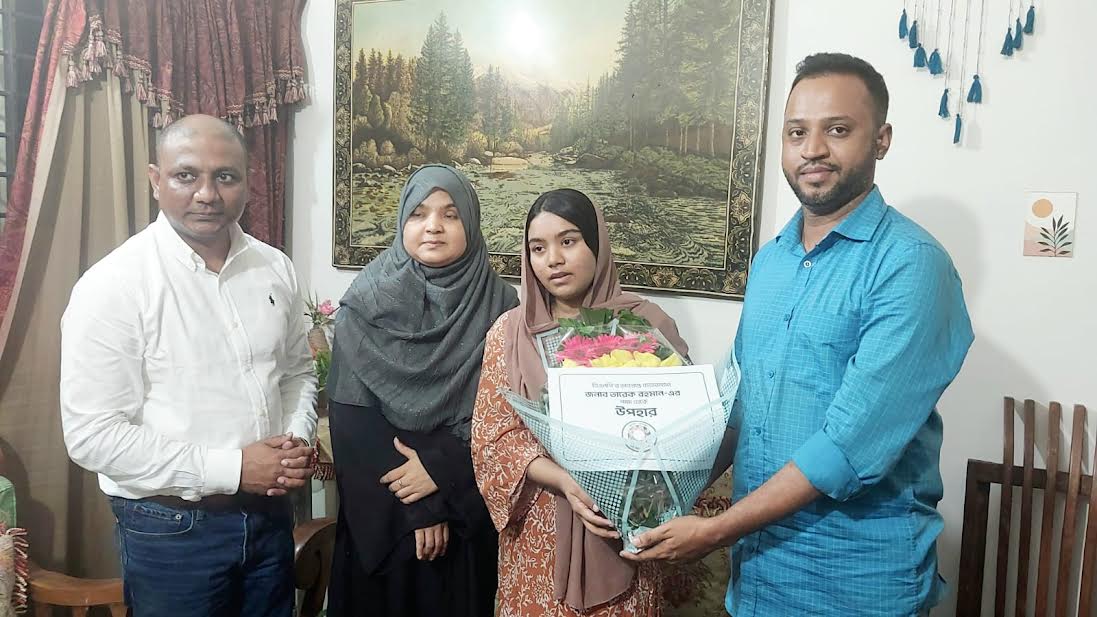 এইচএসসিতে উত্তীর্ণ হওয়ায় গুমের শিকার হিরুর কন্যাকে তারেক রহমানের শুভেচ্ছা