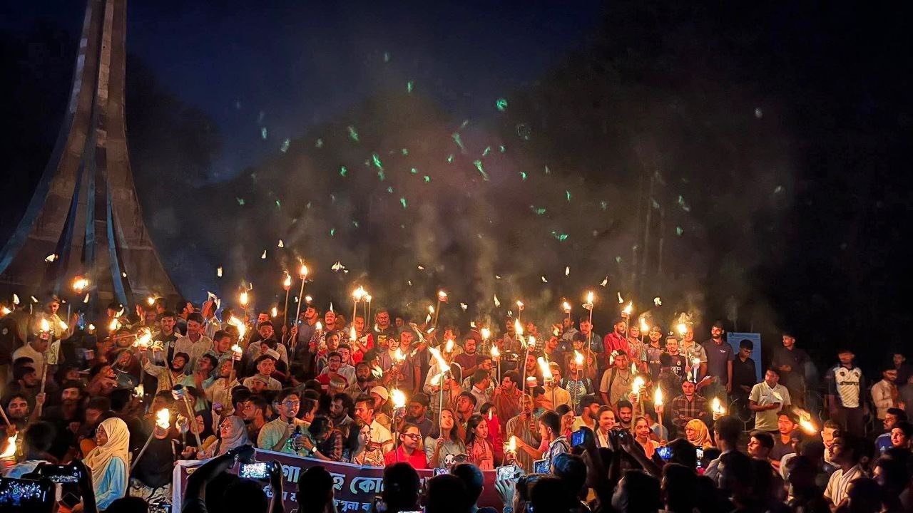 তিস্তা বাঁচাতে সোচ্চার চবি শিক্ষার্থীরা