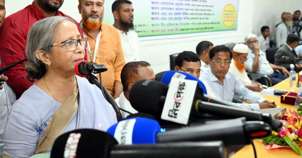মাছ রক্ষায় মা মাছ ধরা বন্ধ করতে হবে : মৎস্য উপদেষ্টা