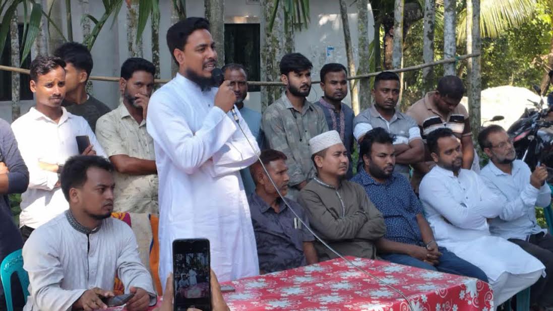 দেশের মানুষ এখনো প্রাপ্য অধিকার ও মর্যাদা ফিরে পায়নি: আখতার হোসেন