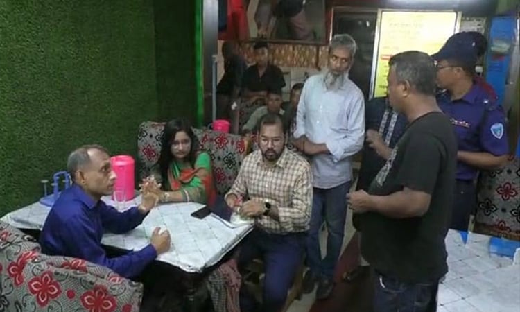 রাঙ্গামাটিতে তিনটি রেস্টুরেন্টকে জরিমানা 