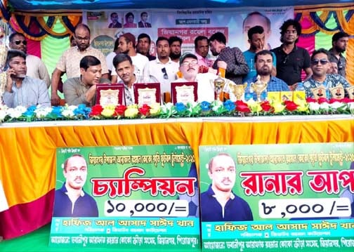 পিরোজপুরে আরাফাত রহমান কোকো স্মৃতি ফুটবল টুর্নামেন্ট অনুষ্ঠিত