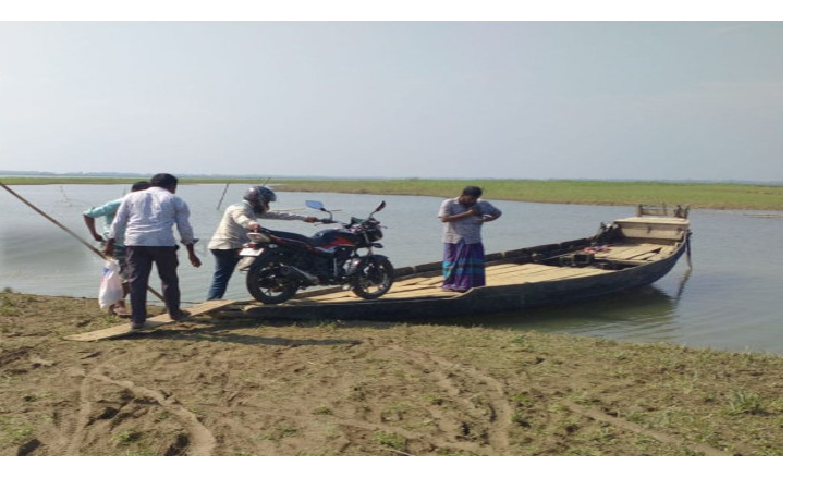 সুনামগঞ্জে যাত্রী ভোগান্তি নিরসনে মানবিক উদ্যোগ