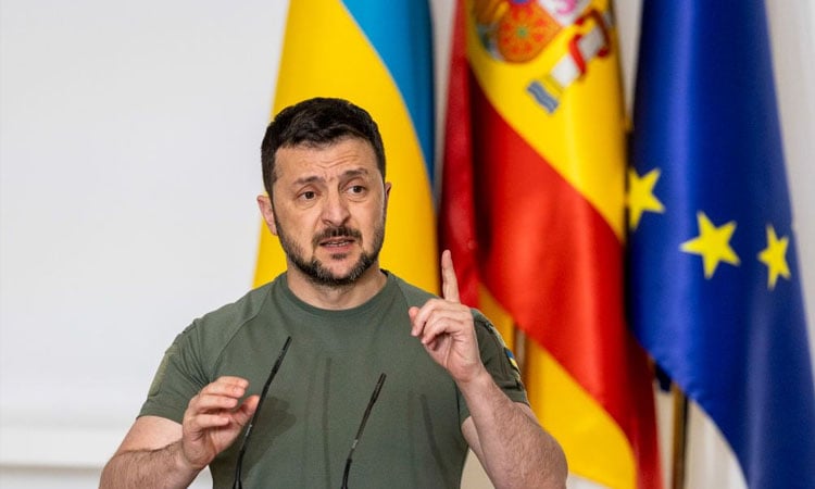 ইউক্রেনের পূর্বাঞ্চলীয় শহর পোক্রোভস্কে রুশ বাহিনী অবস্থান নিয়েছে: জেলেনস্কি