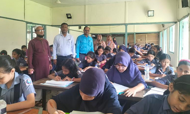 সুনামগঞ্জে চতুর্থ ও পঞ্চম শ্রেণির মেধা যাচাই পরীক্ষা অনুষ্ঠিত