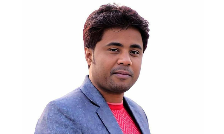 বগুড়ায় হাতকড়াসহ পালানো আওয়ামী লীগ নেতা রেজ্জাকুল গ্রেফতার