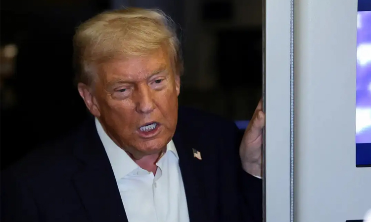 এশিয়া সফরে কিমের সঙ্গে সাক্ষাৎ করলেন না ট্রাম্প, বললেন ‘অত্যন্ত ব্যস্ত’ ছিলেন