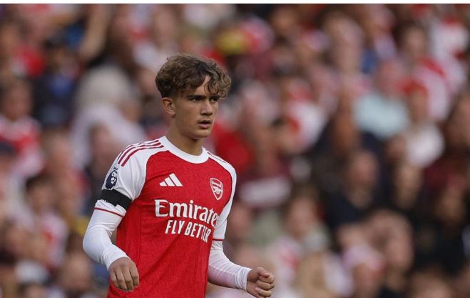 আর্সেনালের সর্বকনিষ্ঠ খেলোয়াড় হিসেবে ইতিহাস গড়লেন ম্যাক্স ডাউম্যান