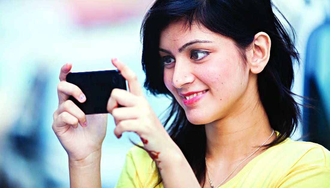 ১৬ ডিসেম্বরের মধ্যে হ্যান্ডসেটের বৈধতা যাচাইয়ের আহ্বান