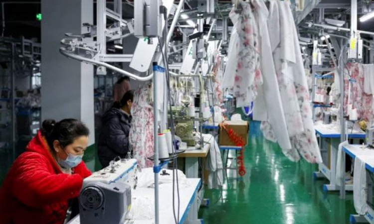 চীনের কারখানাগুলোতে উৎপাদন কমছে টানা সাত মাস