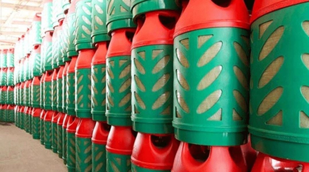 ১২ কেজি এলপিজি সিলিন্ডারের দাম কমলো ২৬ টাকা 