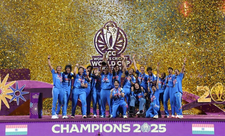 দক্ষিণ আফ্রিকাকে কাঁদিয়ে প্রথমবারের মত বিশ্ব চ্যাম্পিয়ন ভারত