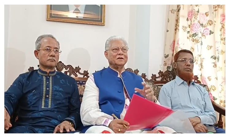 পটুয়াখালীতে সাংবাদিকদের সঙ্গে আলতাফ হোসেন চৌধুরীর মতবিনিময়