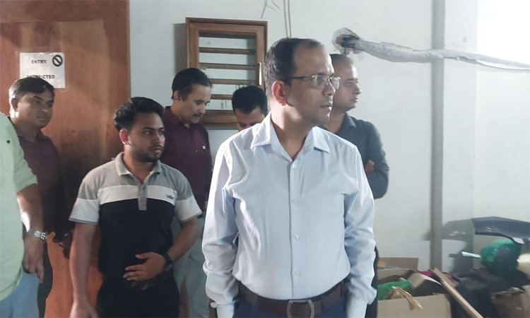 খুলনা বিভাগীয় ভোক্তা অধিকারের অভিযানে ২০ প্রতিষ্ঠানকে জরিমানা