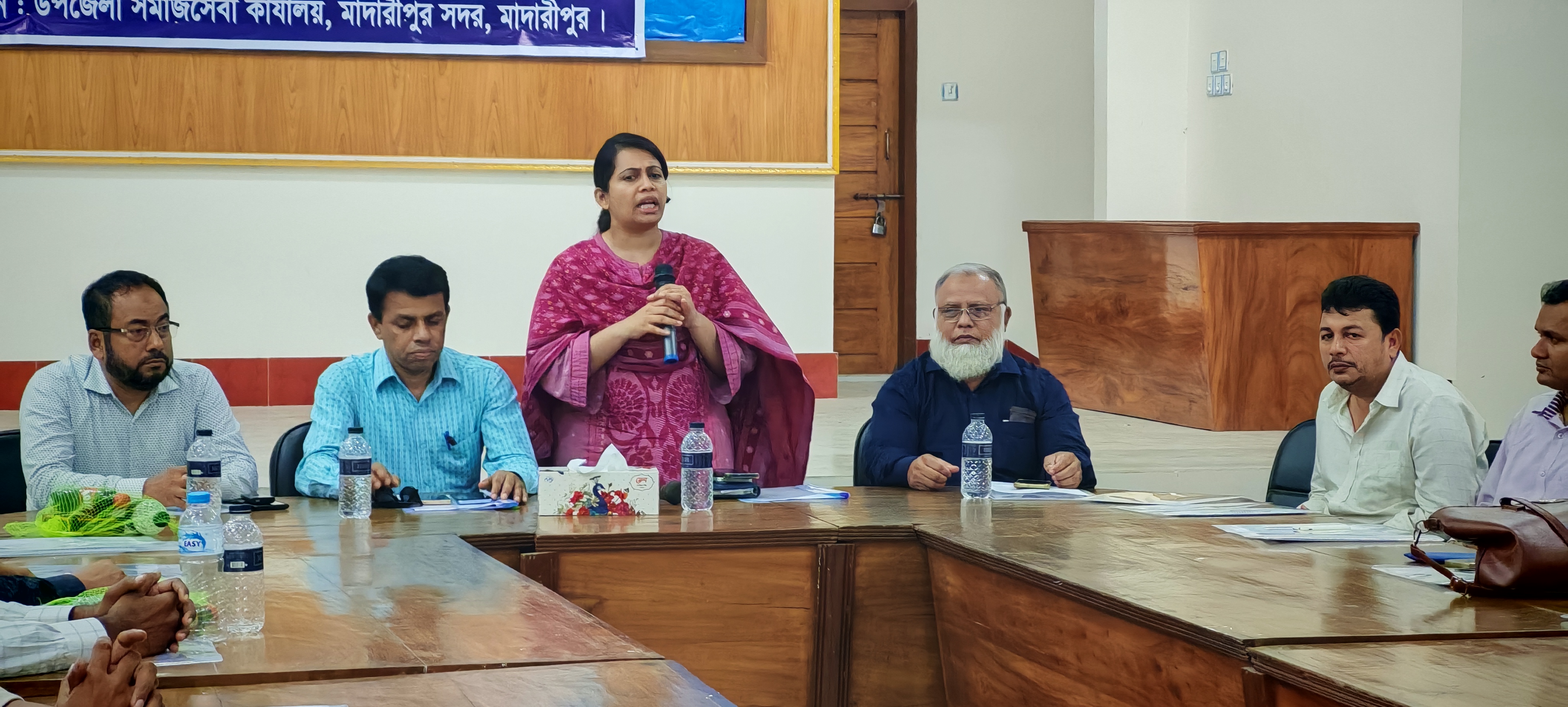 মাদারীপুরে প্রতিবন্ধী শিশুদের শিক্ষা উপবৃত্তি বিষয়ক সেমিনার 