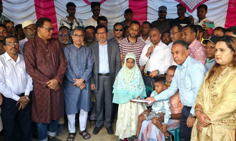 পাবনার এতিম দুই শিশুর দায়িত্ব নিলেন তারেক রহমান