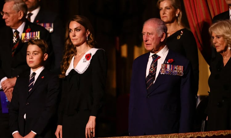 নিহত সেনাদের প্রতি শ্রদ্ধাঞ্জলি অনুষ্ঠানে যোগ দিলেন যুক্তরাজ্যের প্রিন্স জর্জ