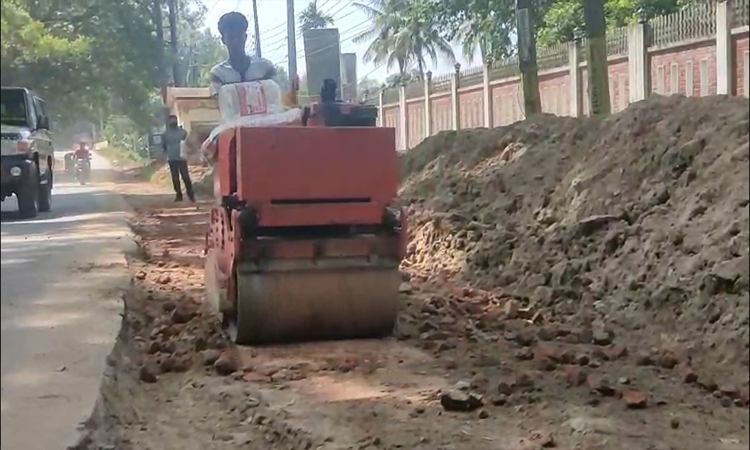 সওজের ৩৫ কোটি টাকার প্রকল্পে ঘুচবে সাজেক ও দীঘিনালাবাসীর ভোগান্তি