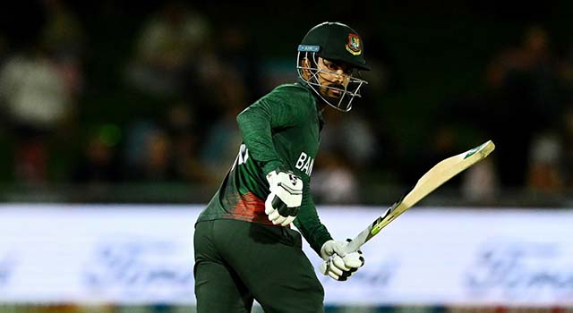 ৭১ রান দূরে লিটন