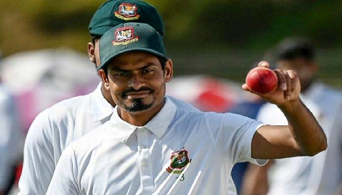 ১০ উইকেট প্রয়োজন তাইজুলের