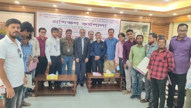 সাংবাদিক সুরক্ষা আইন চলতি মাসেই অনুমোদন করা হবে : বিচারপতি এ কে এম আব্দুল হাকিম