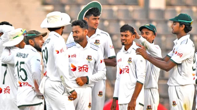 ঘরের মাঠে সর্বোচ্চ দলীয় রানের নয়া রেকর্ড বাংলাদেশের