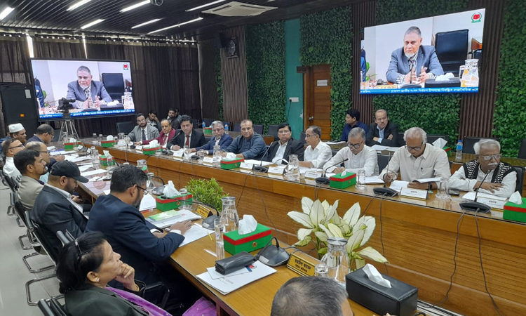 সরকার থেকে আনুষ্ঠানিকভাবে জানানোর পর গণভোট বিষয়ে সিদ্ধান্ত: সিইসি