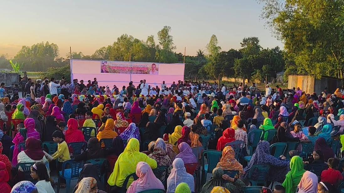 শেরপুরে বিএনপির উঠান বৈঠকে নারী ভোটারের ঢল