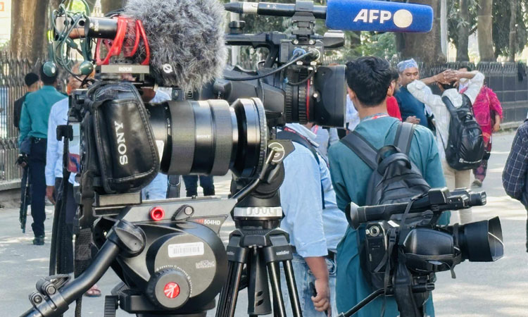 হাসিনার মামলার রায়ের সংবাদ সংগ্রহে আন্তর্জাতিক গণমাধ্যমের উপস্থিতি