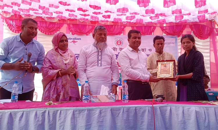 মোল্লাহাটে নারী উন্নয়ন সংস্থার অর্জন শেয়ারিং সভা