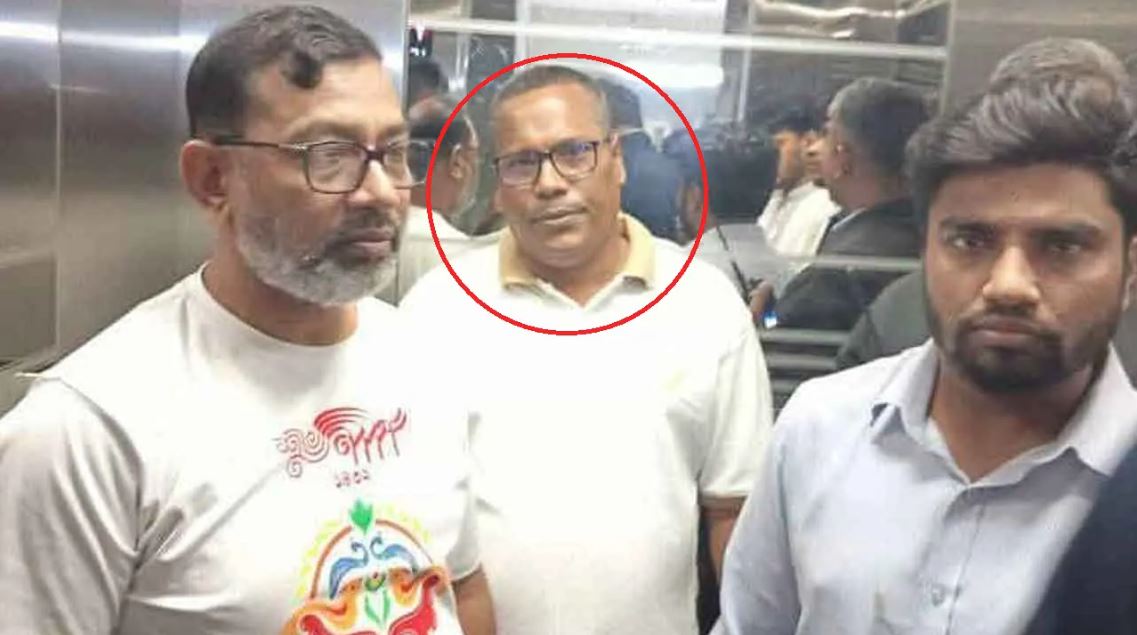 ঢাবি ডেপুটি রেজিস্ট্রার লাভলু কারাগারে