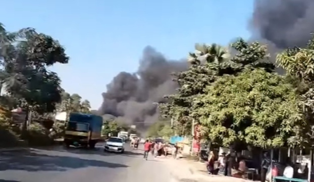 গাজীপুরে কেমিক্যাল গোডাউনে অগ্নিকাণ্ড 