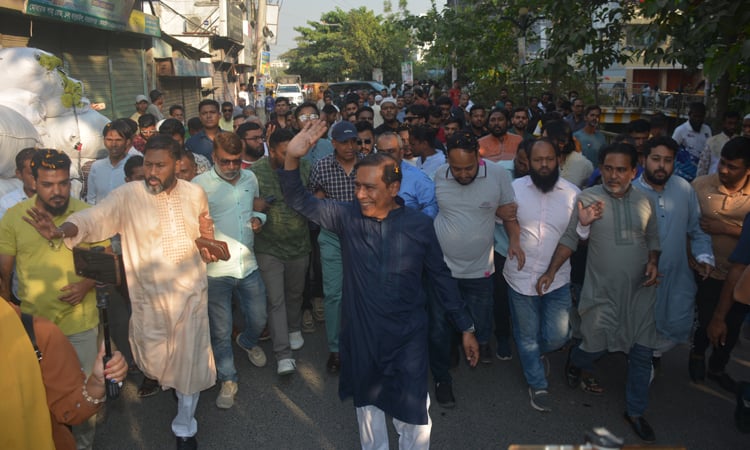 নারায়ণগঞ্জে বিএনপি প্রার্থী মাসুদুজ্জামানের গণসংযোগ