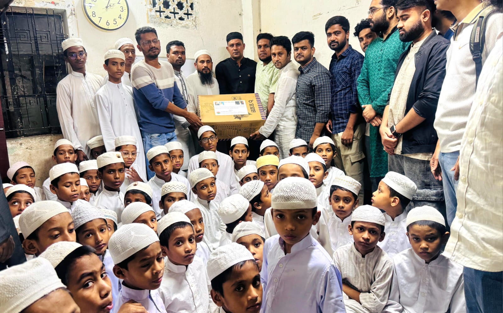 তারেক রহমানের ৬১তম জন্মদিনে কোরআন বিতরণ 