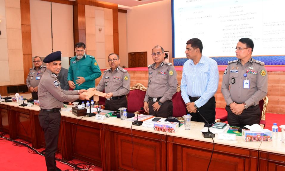 অক্টোবর মাসে ডিএমপির সেরা হলেন যারা