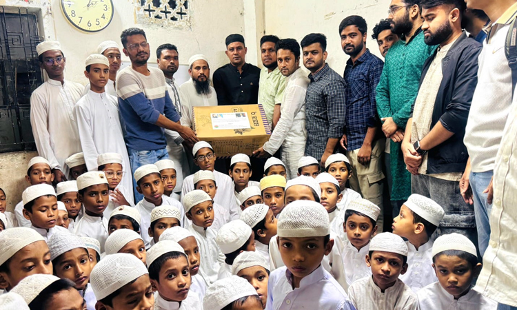 তারেক রহমানের ৬১তম জন্মদিনে ৬১টি কোরআন বিতরণ