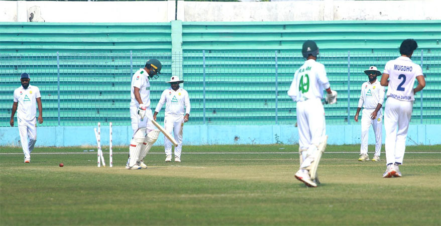 টানা দ্বিতীয় জয়ে শীর্ষে রংপুর