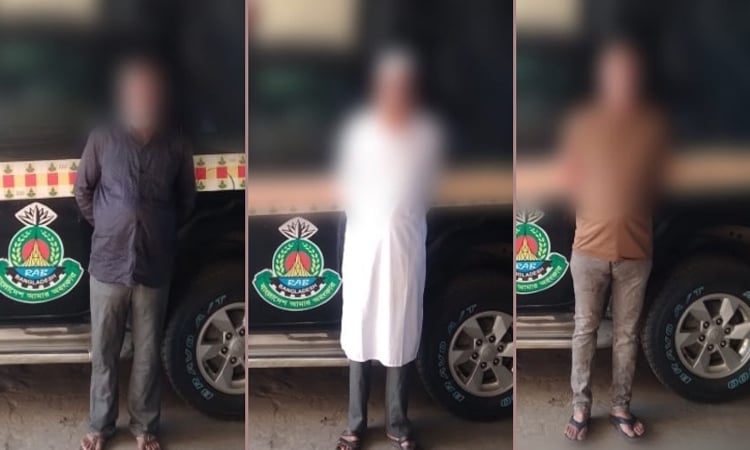 ফটিকছড়িতে  দুই ভাই হত্যা মামলার ৩ পলাতক  আসামি গ্রেফতার