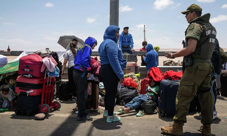 অভিবাসীর ঢল ঠেকাতে চিলি সীমান্তে পেরুর জরুরি অবস্থা জারি
