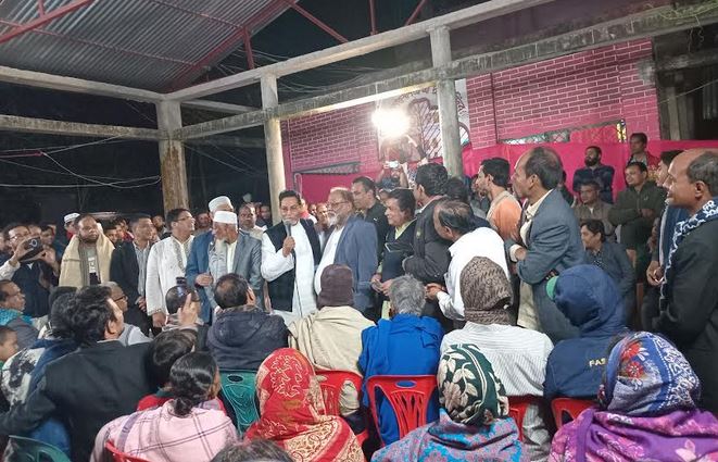 বরগুনায় ৭০০ নারী পুরুষের বিএনপিতে যোগদান