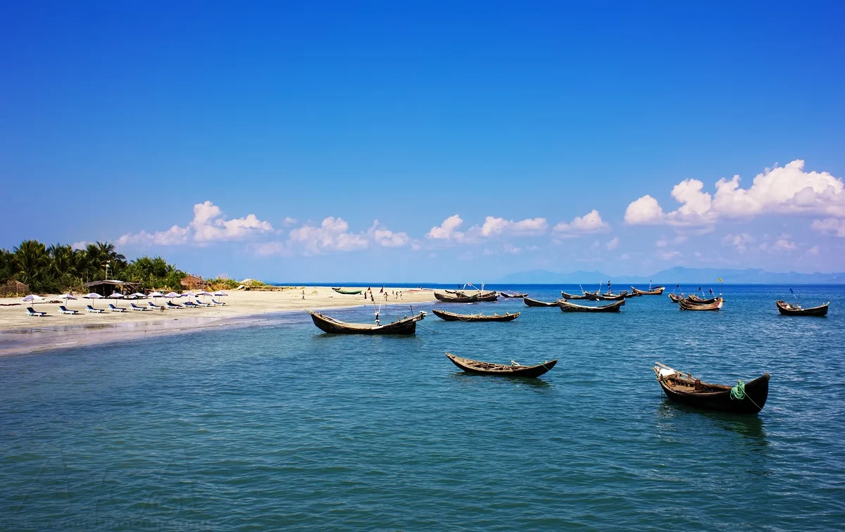 সেন্টমার্টিনে রাত্রি যাপনের সুযোগ দুই মাস, মানতে হবে ১২ নির্দেশনা