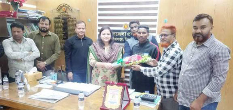 দিনাজপুরে দূর্জয় পাহানকে সংবর্ধনা