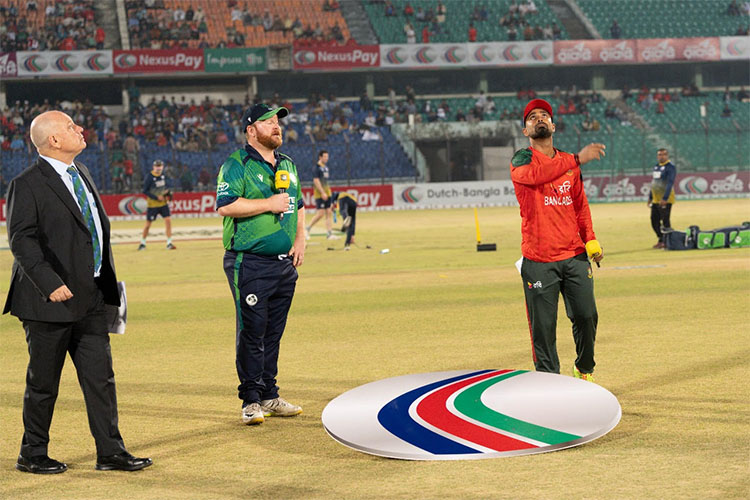 আয়ারল্যান্ডের বিপক্ষে টস হেরে প্রথমে ফিল্ডিংয়ে বাংলাদেশ