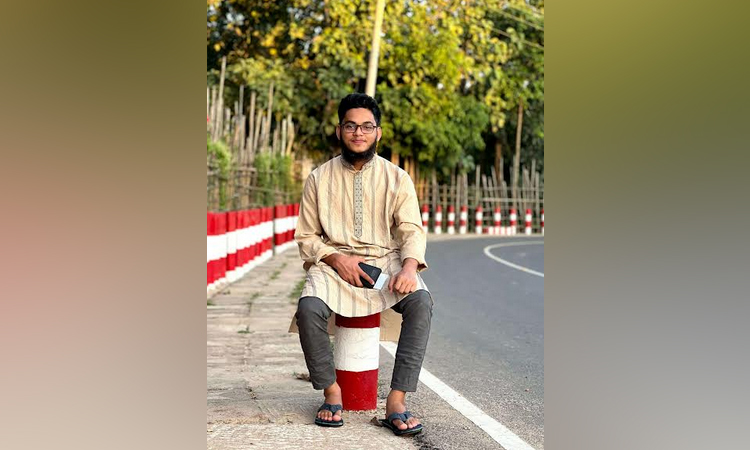 লোহাগাড়ায় ট্রাকের ধাক্কায় মোটরসাইকেল আরোহী নিহত