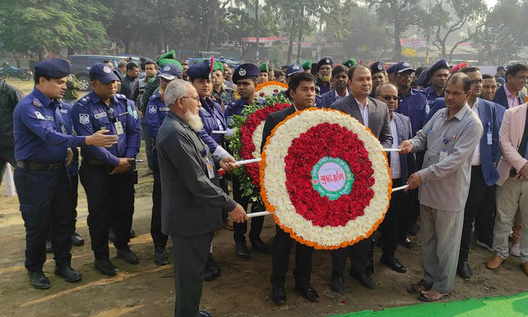 ঠাকুরগাঁও হানাদার মুক্ত দিবসে শহীদদের প্রতি শ্রদ্ধা