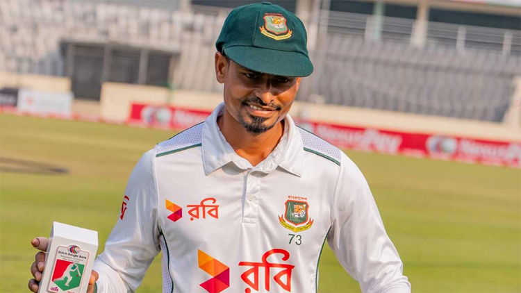 নভেম্বরের সেরার দৌড়ে বাংলাদেশের তাইজুল