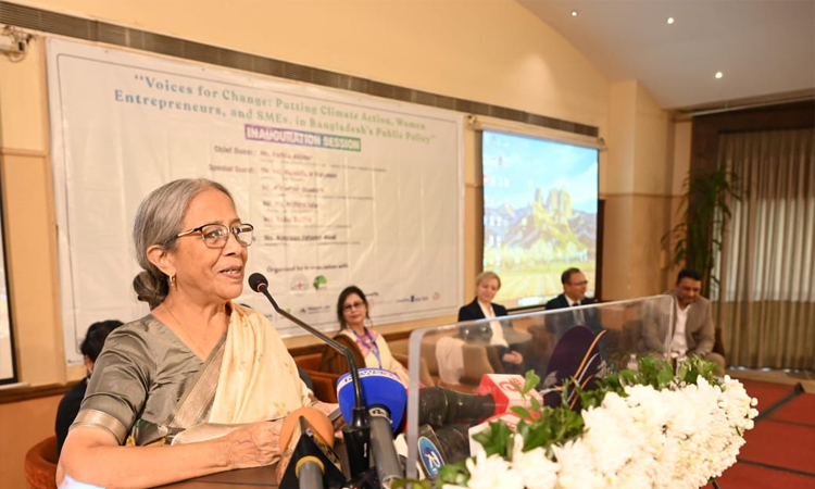 জলবায়ু ঝুঁকি মোকাবিলায় নারী উদ্যোক্তাদের জন্য অতিরিক্ত অর্থায়ন প্রয়োজন : মৎস্য উপদেষ্টা