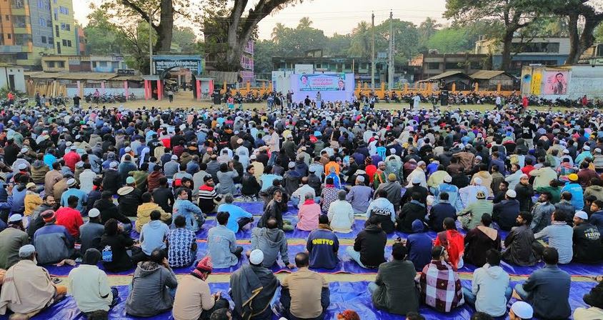 খালেদা জিয়ার সুস্থতা কামনায় কালীগঞ্জে হাজারো মুসল্লির দোয়া