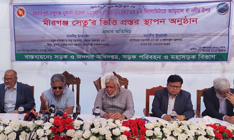 নির্বাচনে যেই বিজয়ী হোক জাতির পাশে দাঁড়াবো : সড়ক ও সেতু উপদেষ্টা