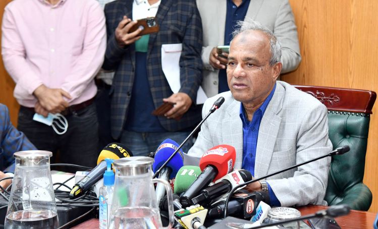 আলু চাষিদের ভর্তুকি দেওয়ার বিষয় বিবেচনা করছে সরকার : কৃষি উপদেষ্টা